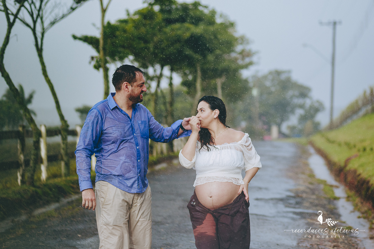 Ensaio Gestante realizado na parreira, na Vinicola Alma Galiza, em São Roque - SP