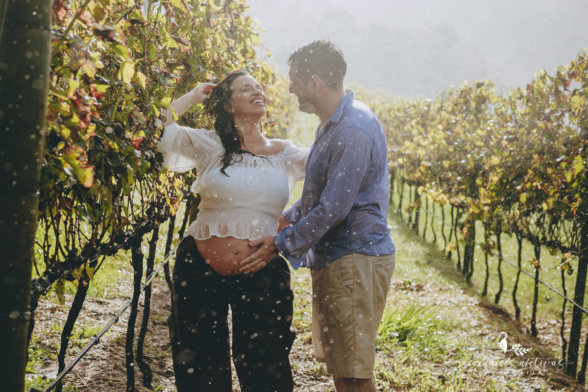 Ensaio Gestante realizado na parreira, na Vinicola Alma Galiza, em São Roque - SP