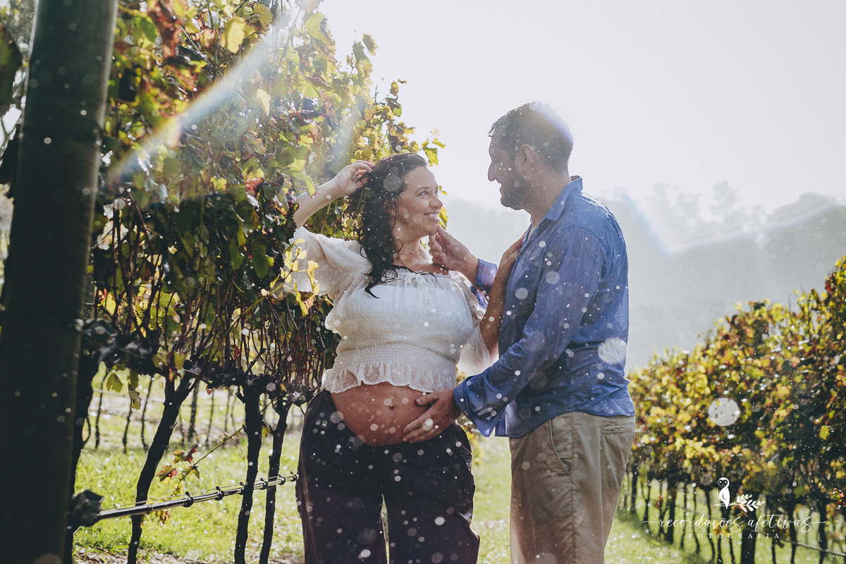 Ensaio Gestante realizado na parreira, na Vinicola Alma Galiza, em São Roque - SP