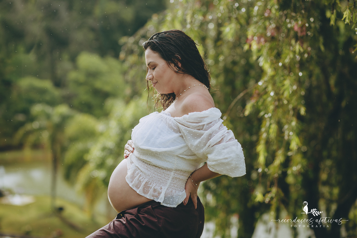Ensaio Gestante realizado na parreira, na Vinicola Alma Galiza, em São Roque - SP