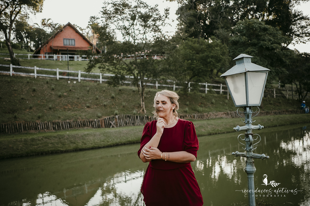 Fernanda celebrando sua beleza, sua história e tudo o que se tornou.