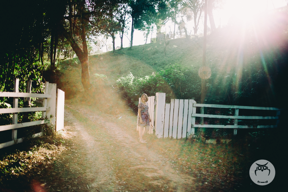 Ensaio Feminino Mulher com cabelo curto na natureza