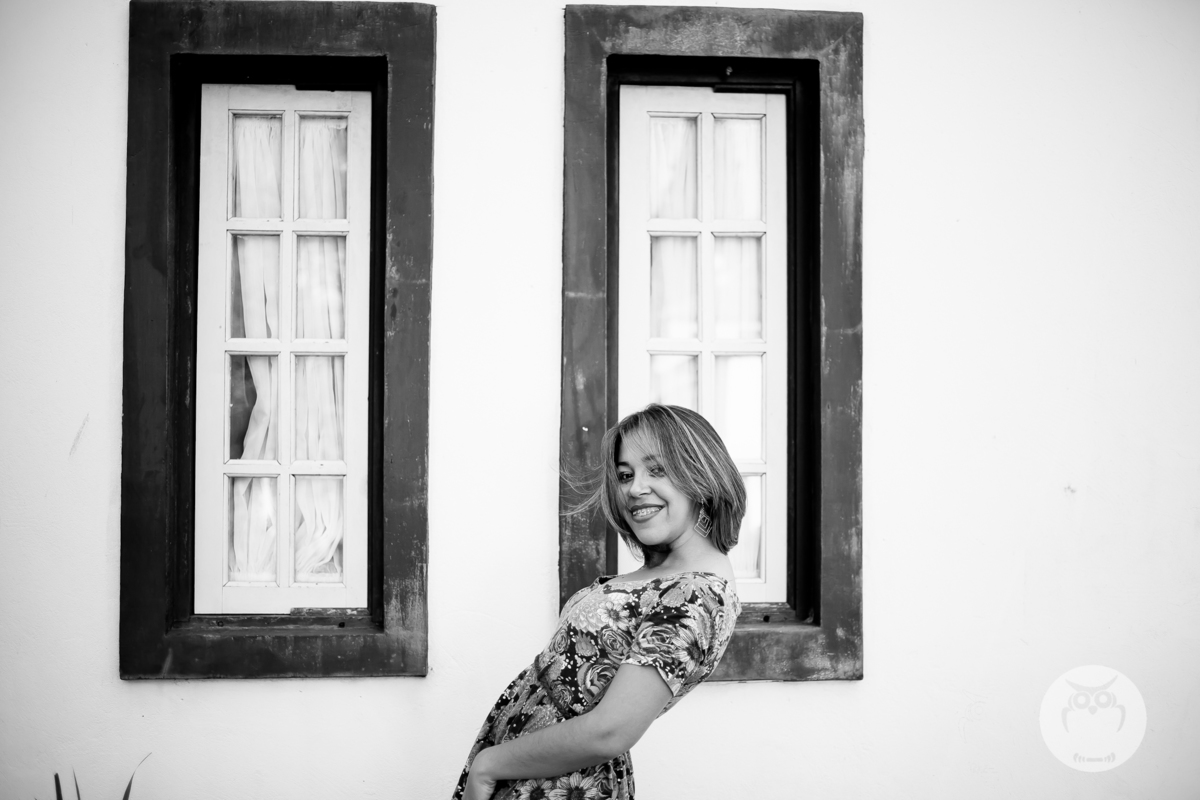 Ensaio Feminino Mulher com cabelo curto na natureza