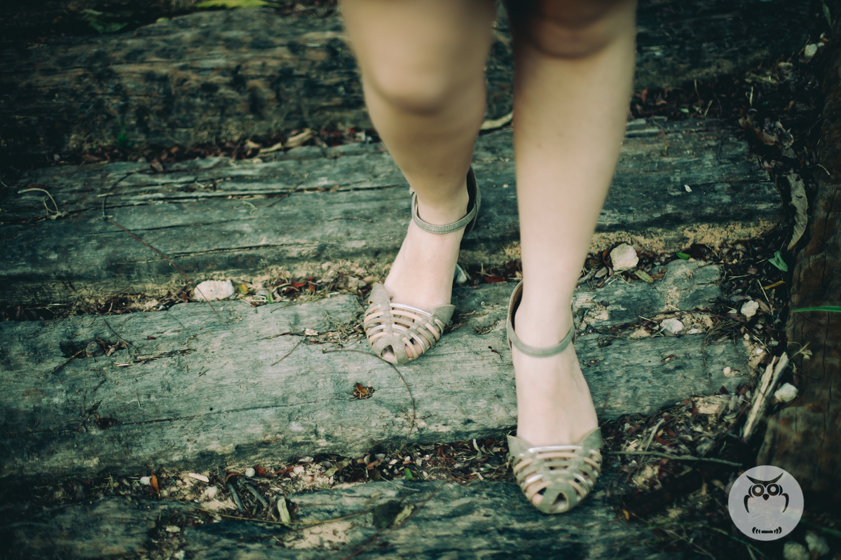 Ensaio Feminino Mulher com cabelo curto na natureza