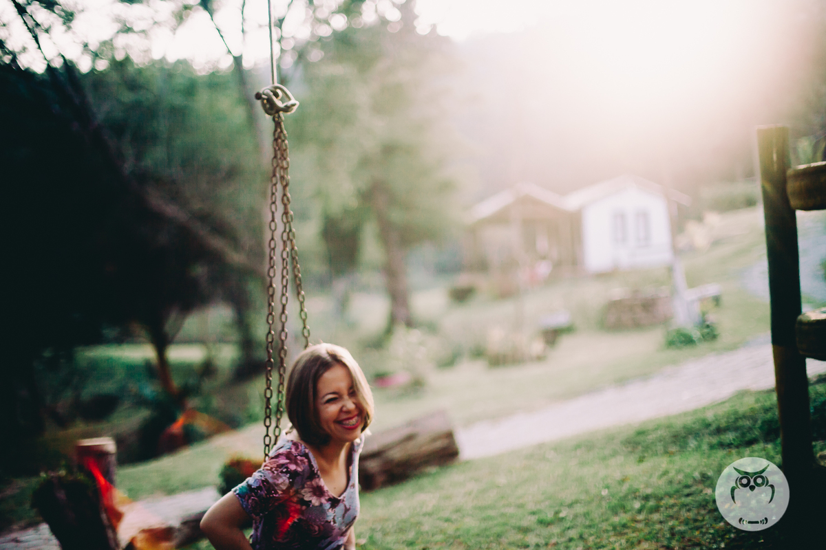 Ensaio Feminino Mulher com cabelo curto na natureza