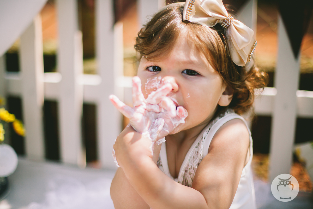 Smash the Cake menina