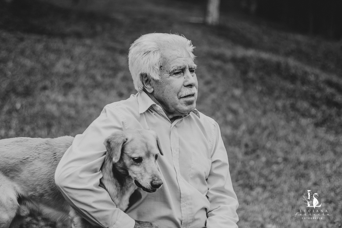 Senhor e seu cachorro