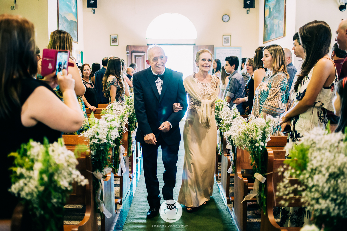 Casamento em igreja em Itu. Casamento no campo em Itu.