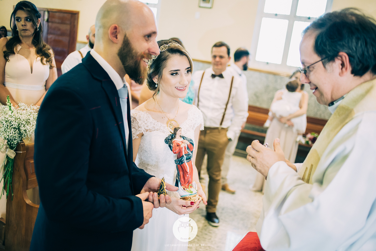 Casamento em igreja em Itu. Casamento no campo em Itu.