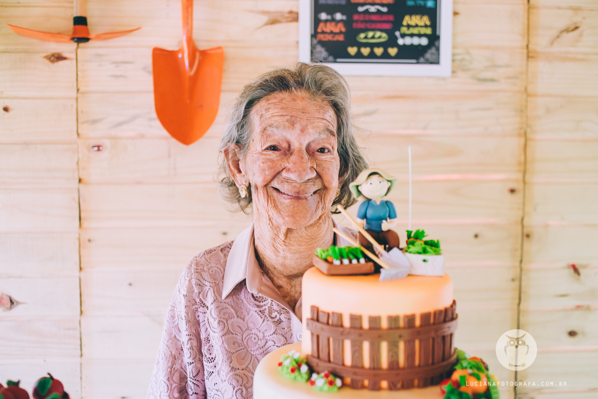 Aniversário 100 Anos com tema Horta