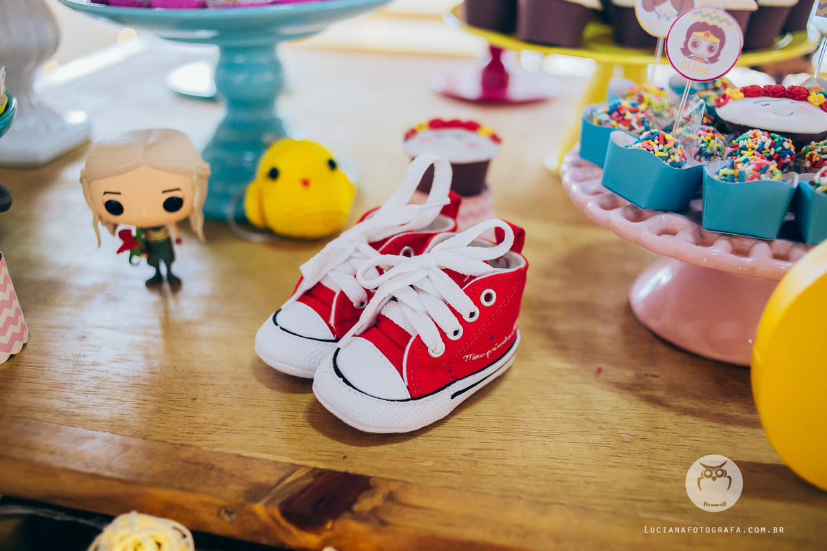 Ché de Bebê Gêmeas Martina e Olíva. Tema Frida Kahlo, Star Wars, Grandes Mulheres