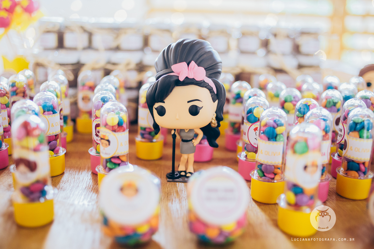 Ché de Bebê Gêmeas Martina e Olíva. Tema Frida Kahlo, Star Wars, Grandes Mulheres