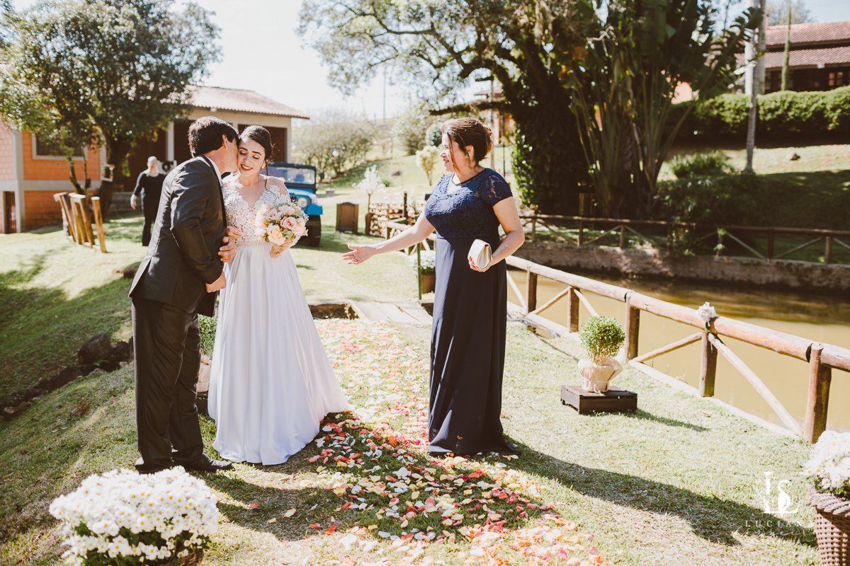 Chegada da noiva em grande estilo