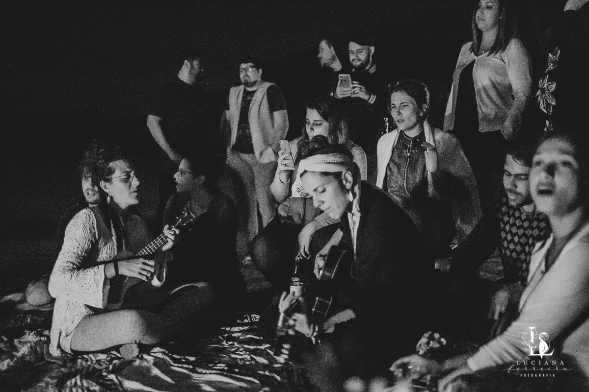 Casamento na praia. Saco do Mamanguá, Paraty. Casamento lindo de mulheres.