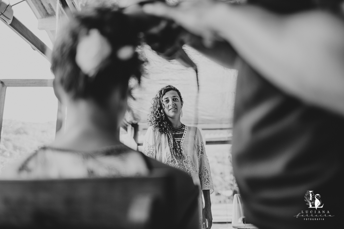 Casamento na praia. Saco do Mamanguá, Paraty. Casamento lindo de mulheres.