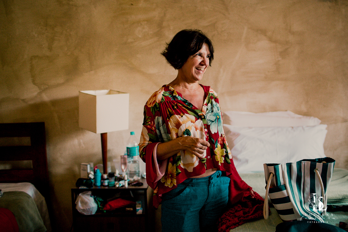 Casamento na praia. Saco do Mamanguá, Paraty. Casamento lindo de mulheres.