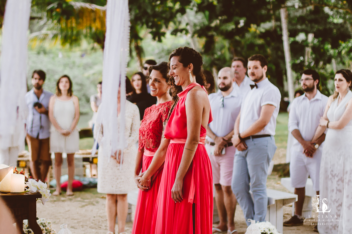 Casamento na praia. Saco do Mamanguá, Paraty. Casamento lindo de mulheres.