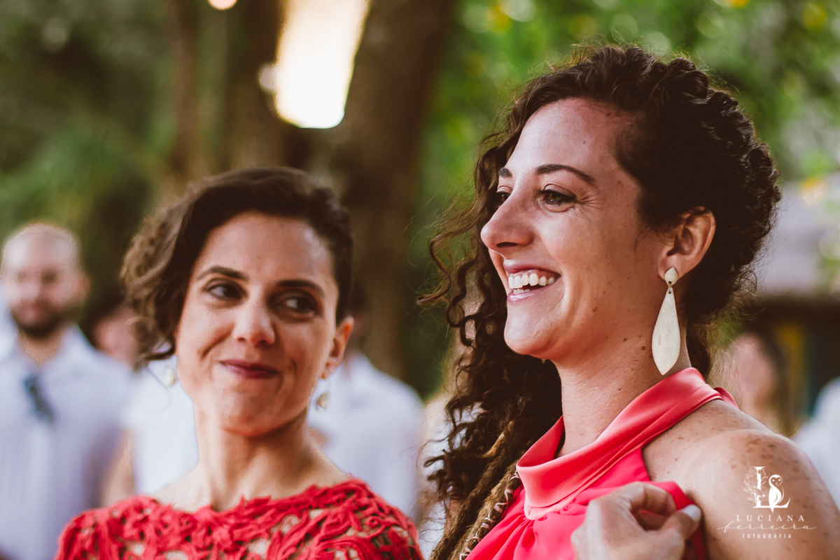 Casamento na praia. Saco do Mamanguá, Paraty. Casamento lindo de mulheres.