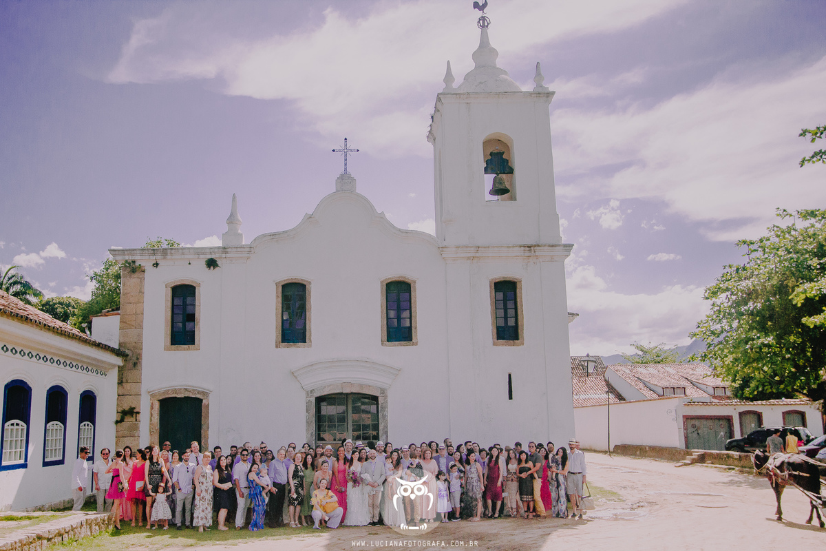 Casamento na praia. Casamento em Paraty. Casamento com lual em Paraty