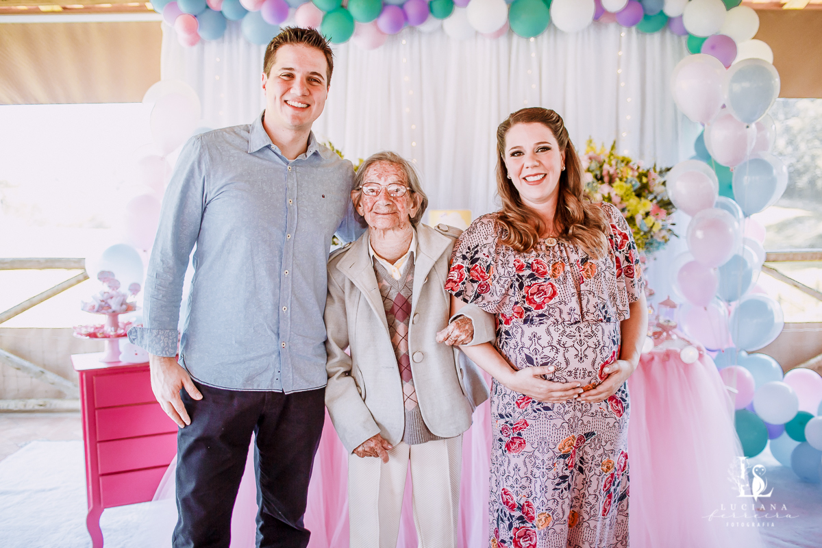 Chá Bar Menina no Recanto Marupiara em São Roque