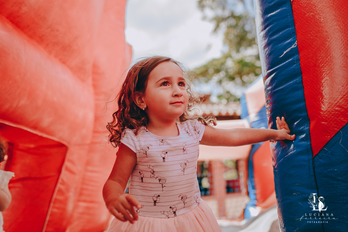 Chá Bar Menina no Recanto Marupiara em São Roque