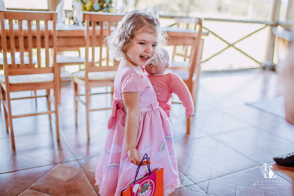 Chá Bar Menina no Recanto Marupiara em São Roque