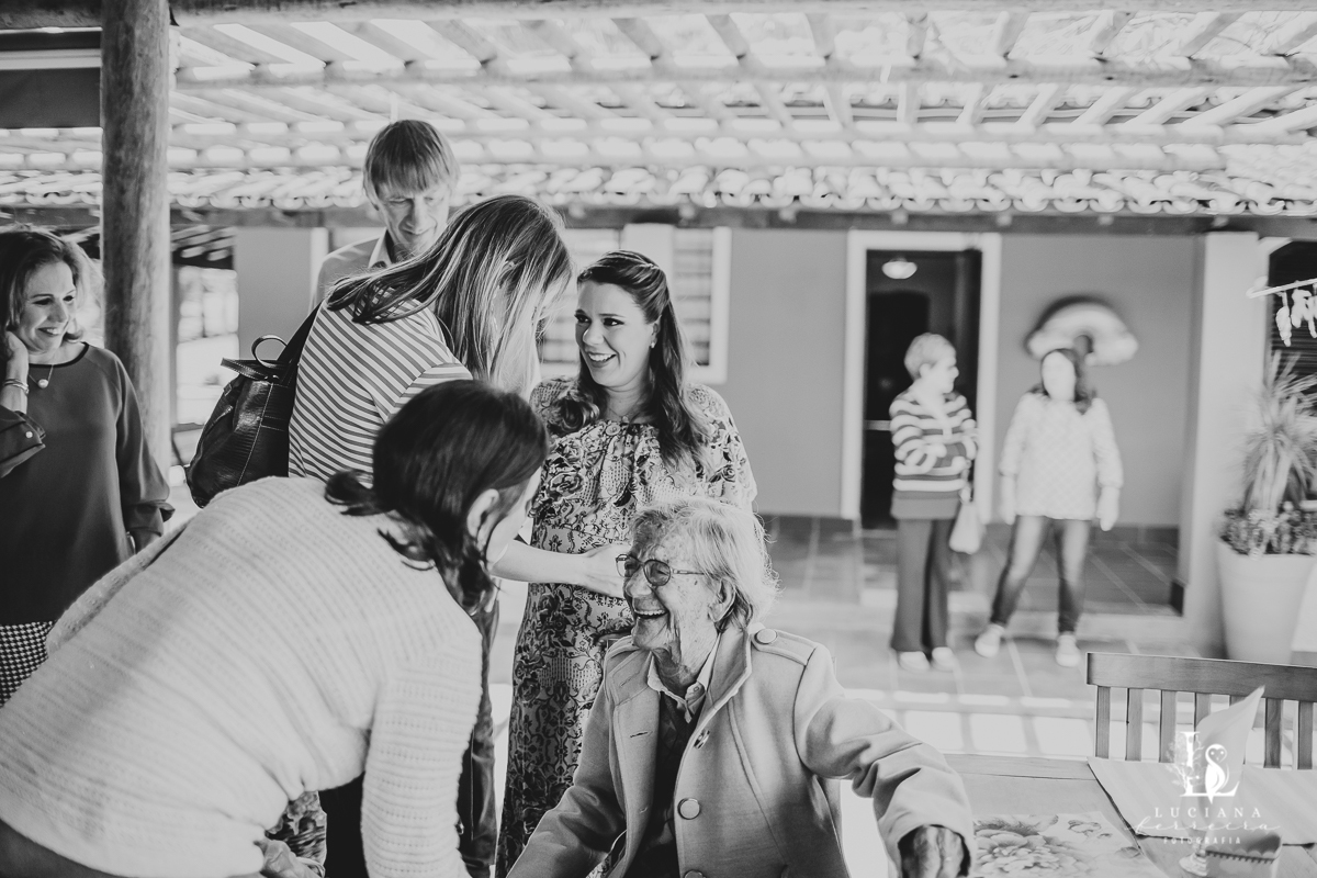 Chá Bar Menina no Recanto Marupiara em São Roque