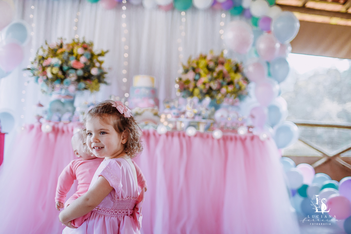 Chá Bar Menina no Recanto Marupiara em São Roque