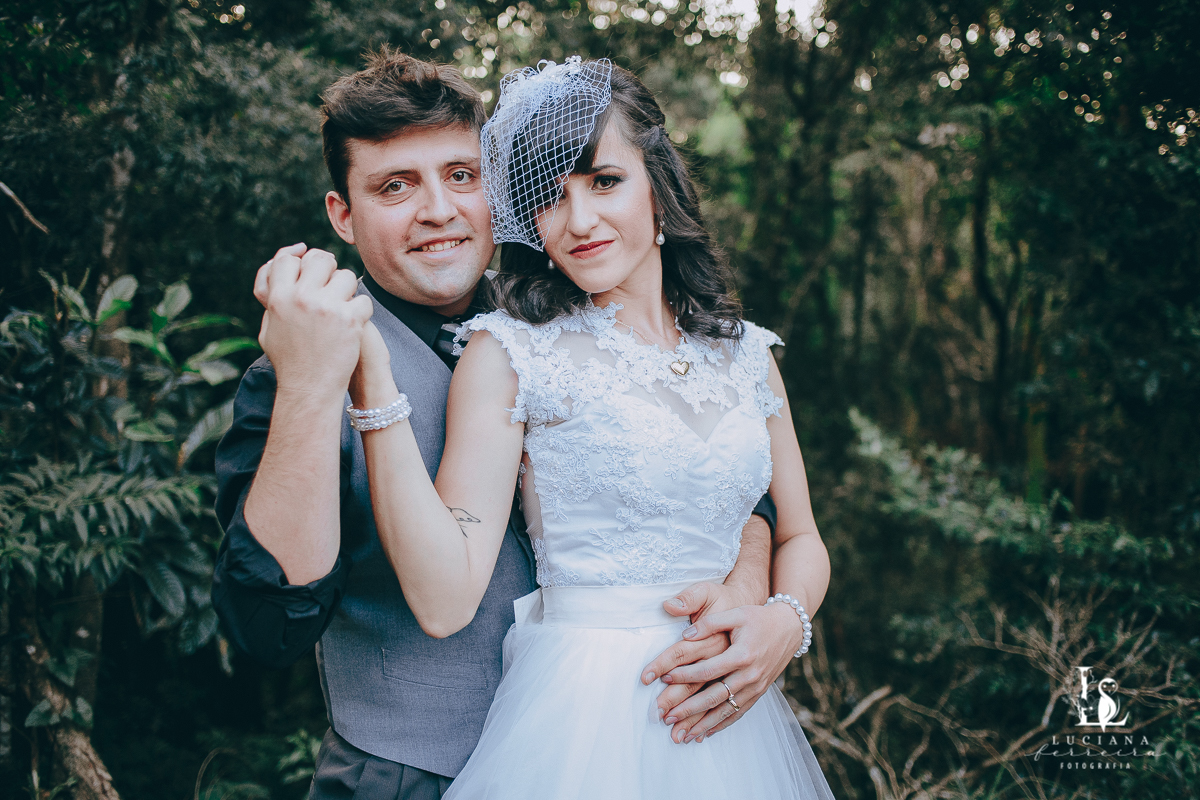 Casamento no campo. Casamento de dia. Casamento lindo.