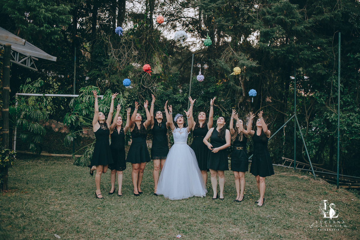 Casamento no campo. Casamento de dia. Casamento lindo.