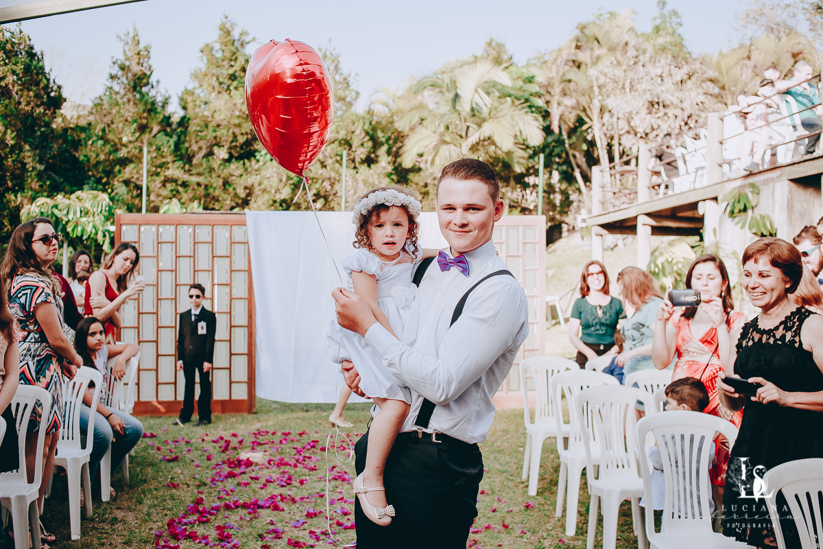 Casamento no campo. Casamento de dia. Casamento lindo.