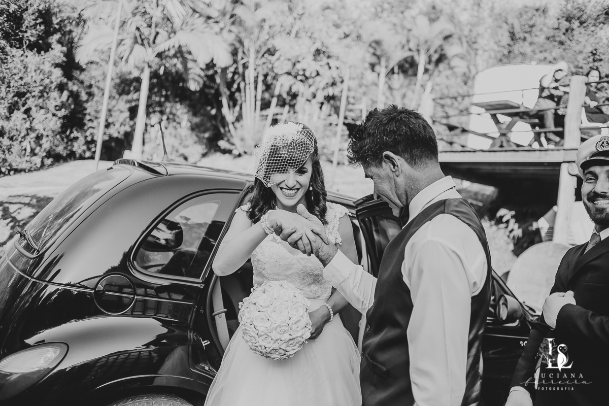 Casamento no campo. Casamento de dia. Casamento lindo.