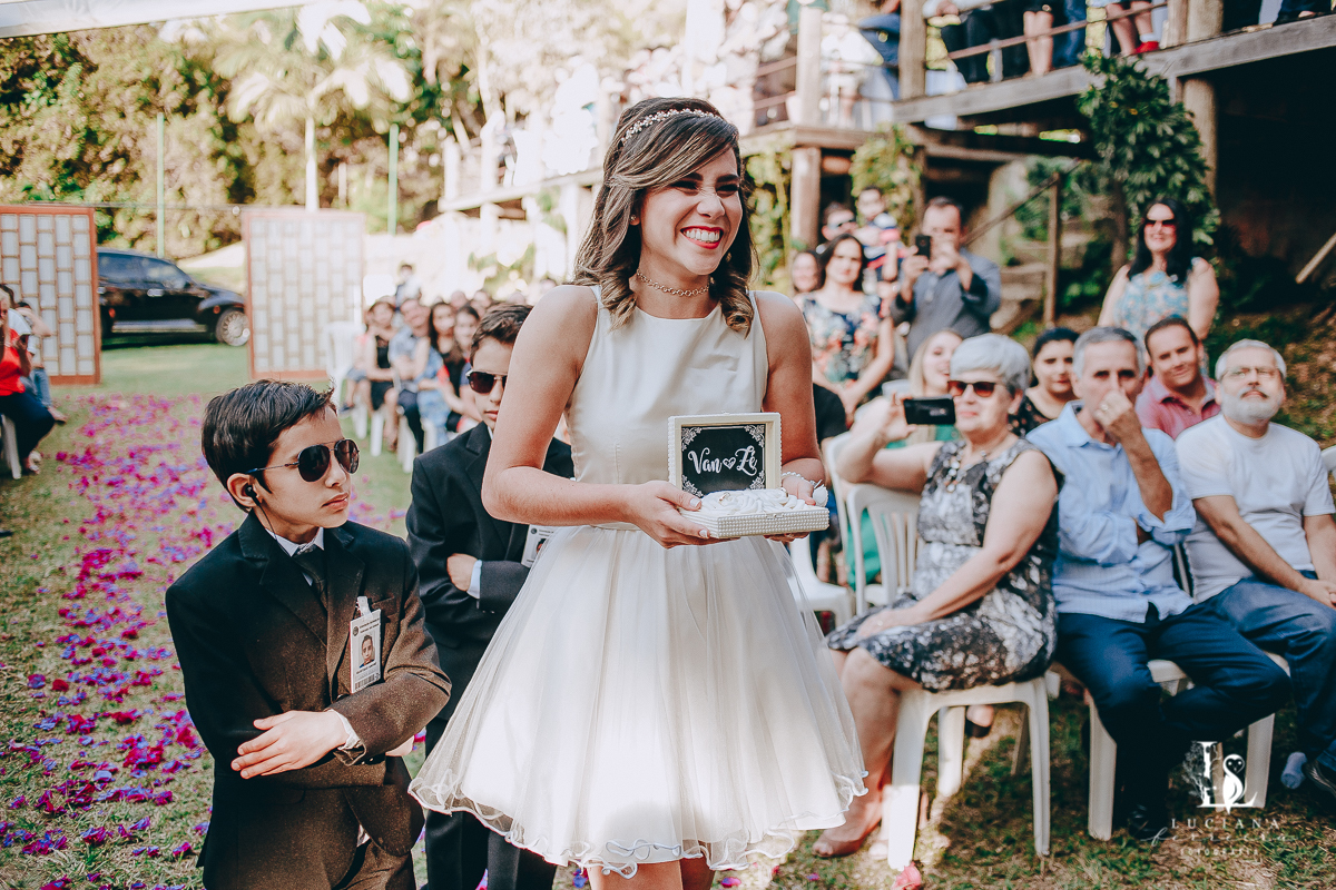 Casamento no campo. Casamento de dia. Casamento lindo.