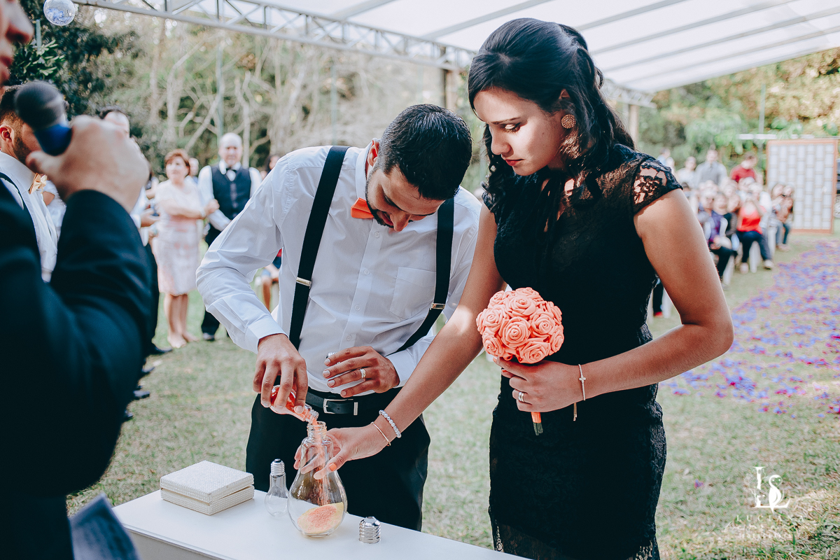 Casamento no campo. Casamento de dia. Casamento lindo.