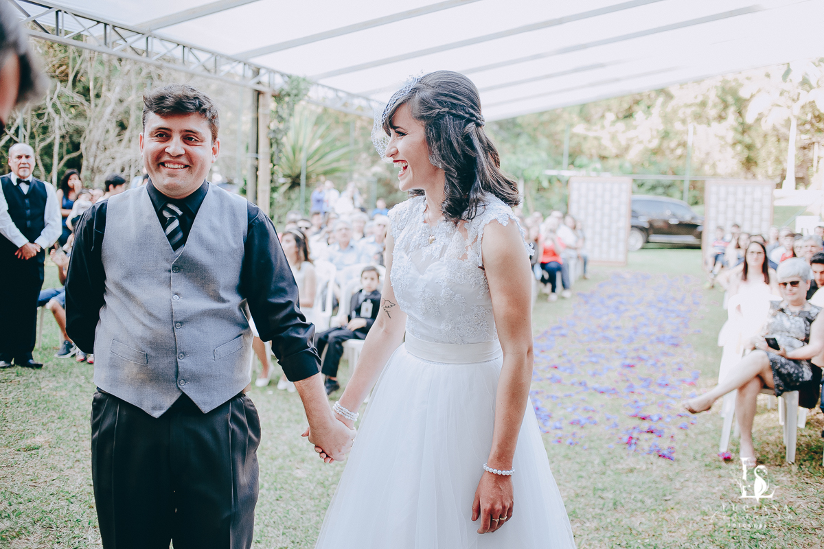 Casamento no campo. Casamento de dia. Casamento lindo.