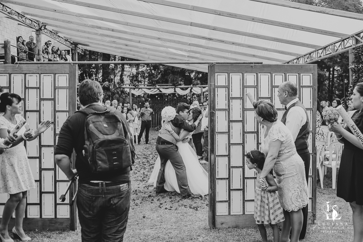 Casamento no campo. Casamento de dia. Casamento lindo.