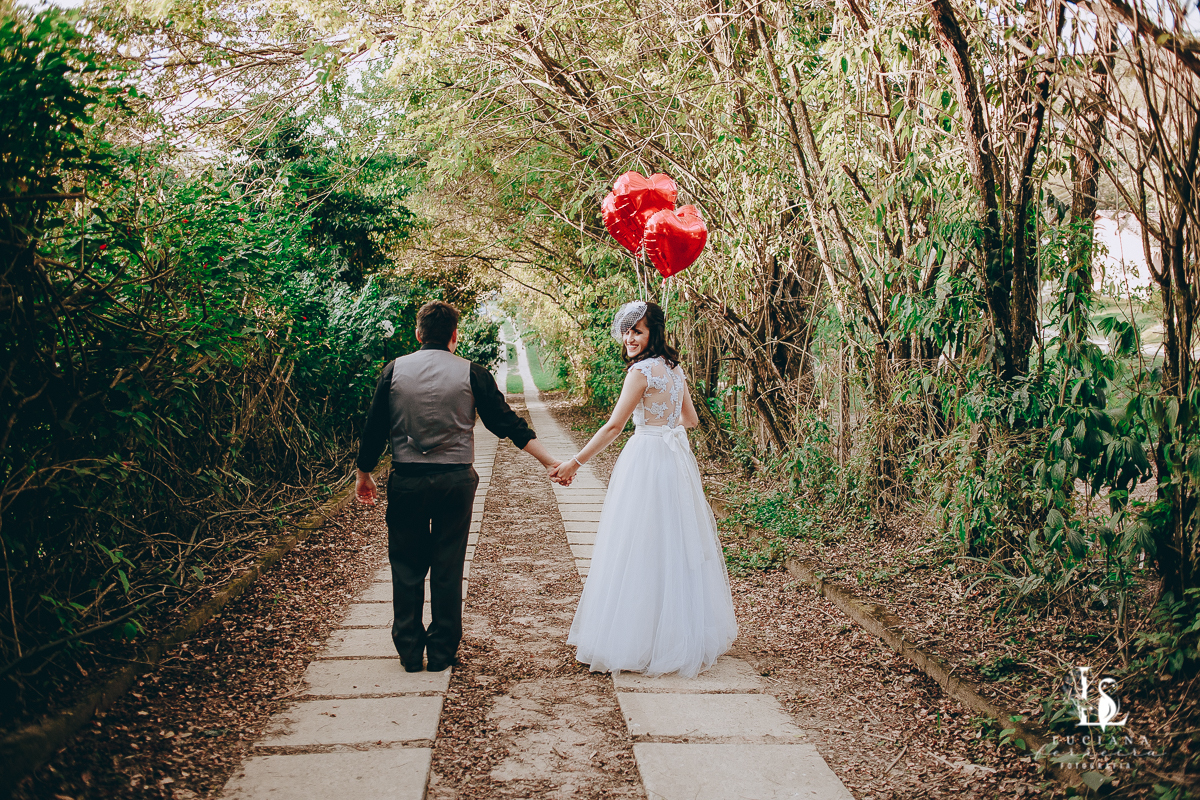 Casamento no campo. Casamento de dia. Casamento lindo.