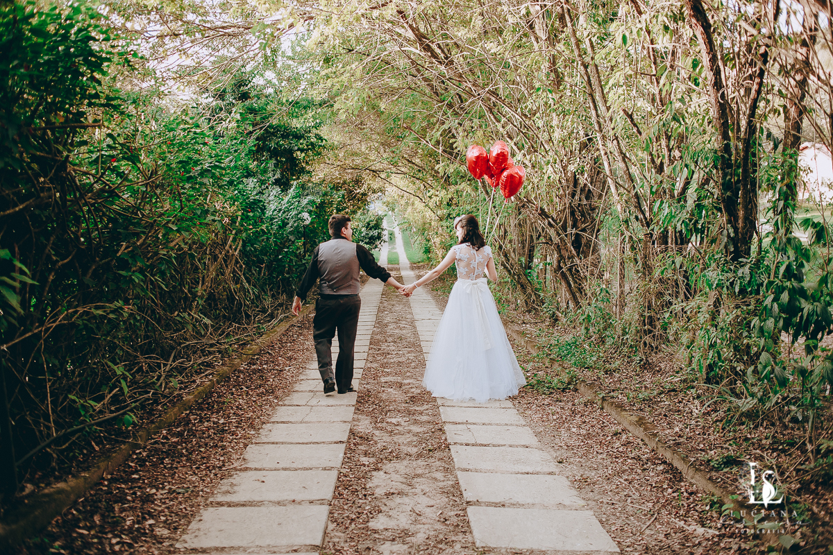 Casamento no campo. Casamento de dia. Casamento lindo.
