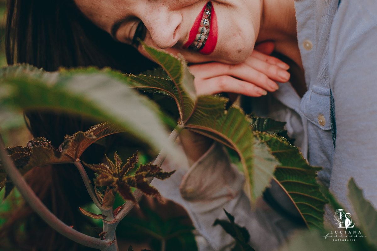 Ensaio feminino na Estação de São Roque. Ruiva.