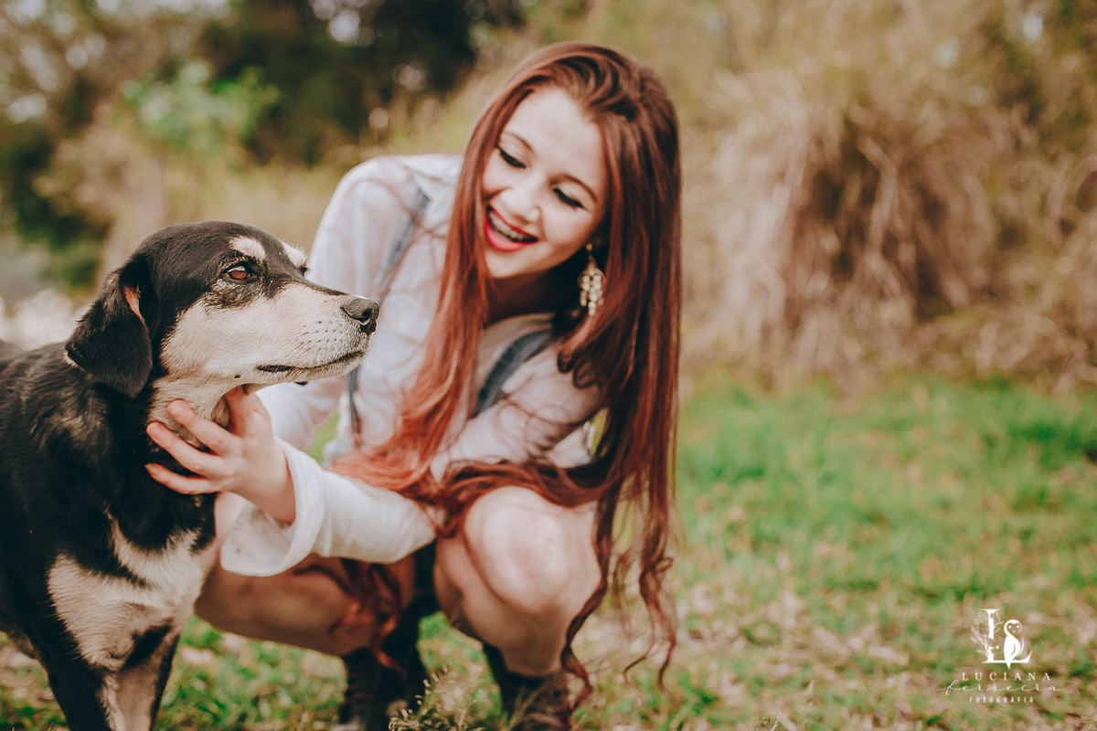 Ensaio feminino na Estação de São Roque. Ruiva.
