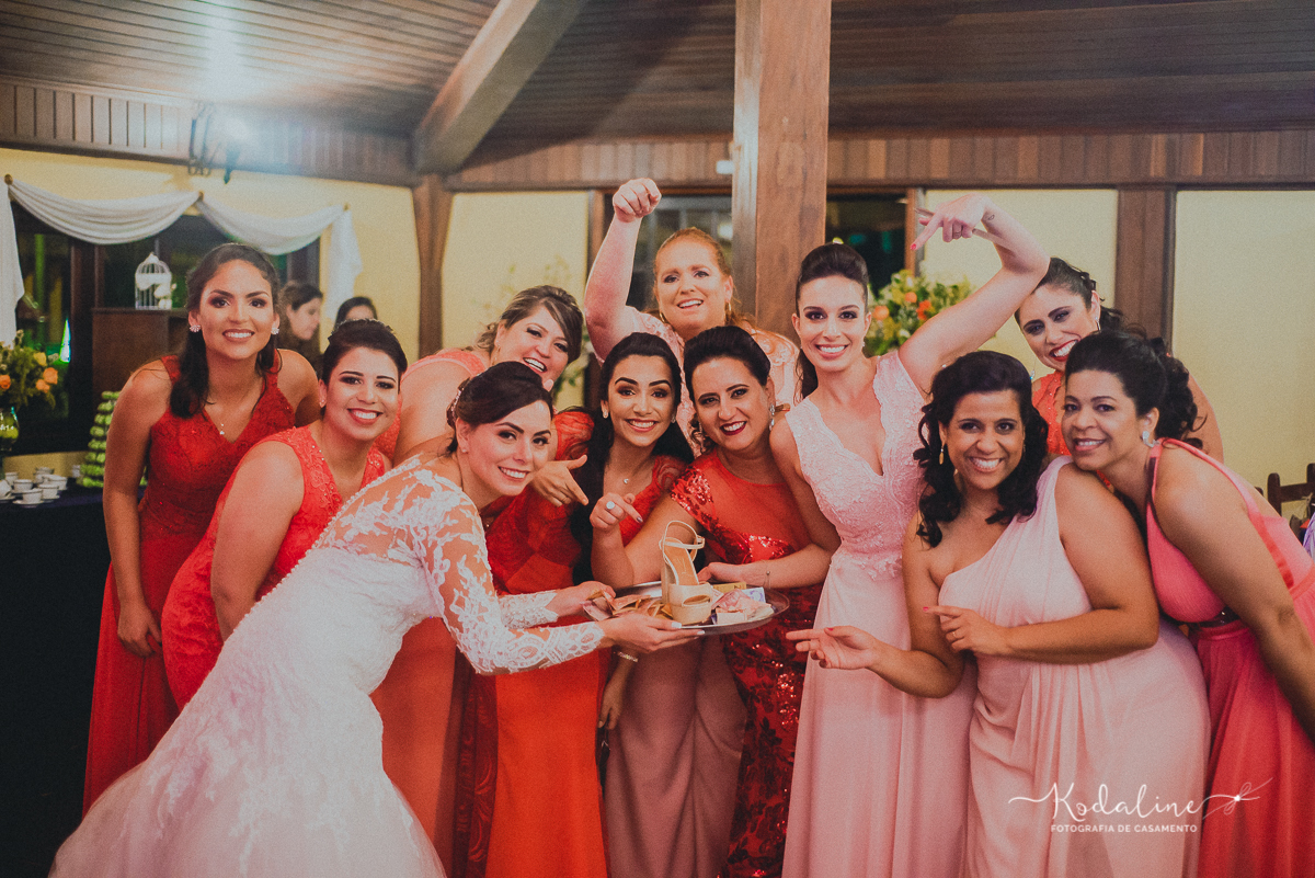 Casamento Mallu e Klever. Casar na Igreja. Casamento lindo.