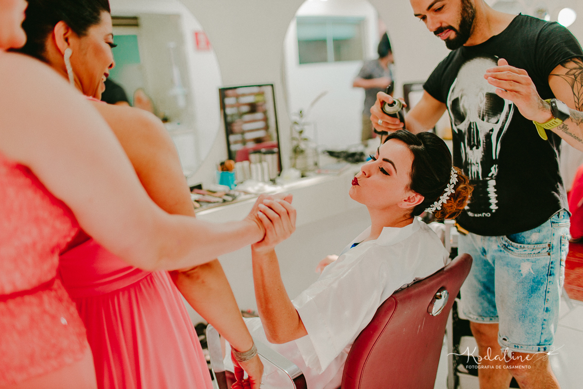 Casamento Mallu e Klever. Casar na Igreja. Casamento lindo.