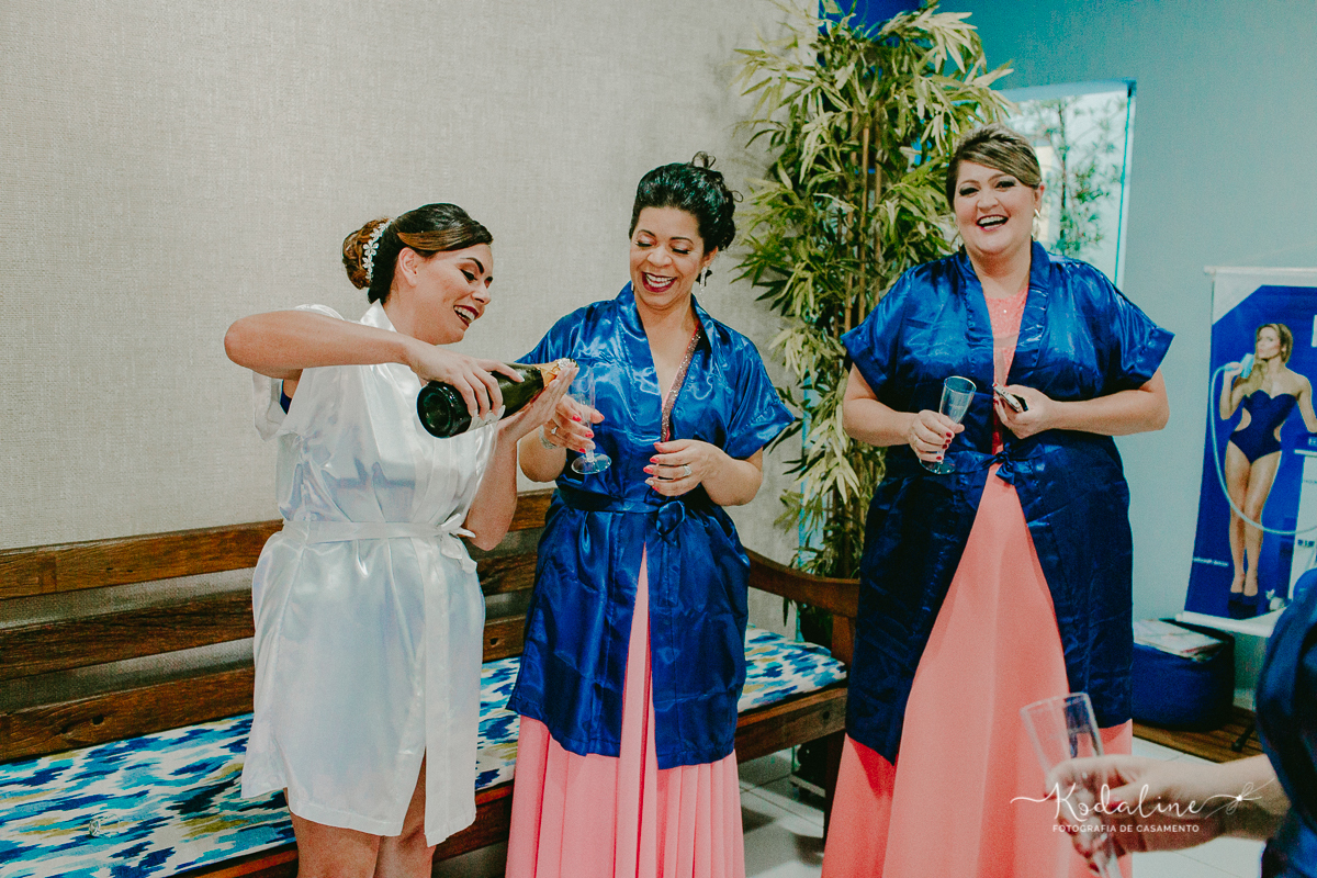 Casamento Mallu e Klever. Casar na Igreja. Casamento lindo.