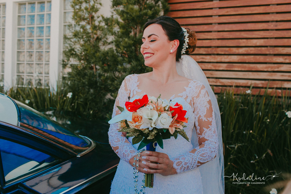 Casamento Mallu e Klever. Casar na Igreja. Casamento lindo.