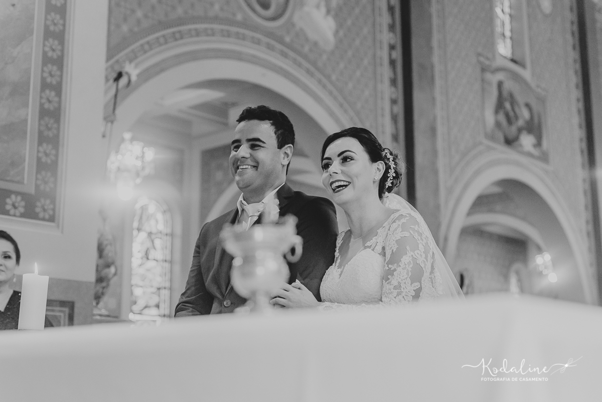 Casamento Mallu e Klever. Casar na Igreja. Casamento lindo.