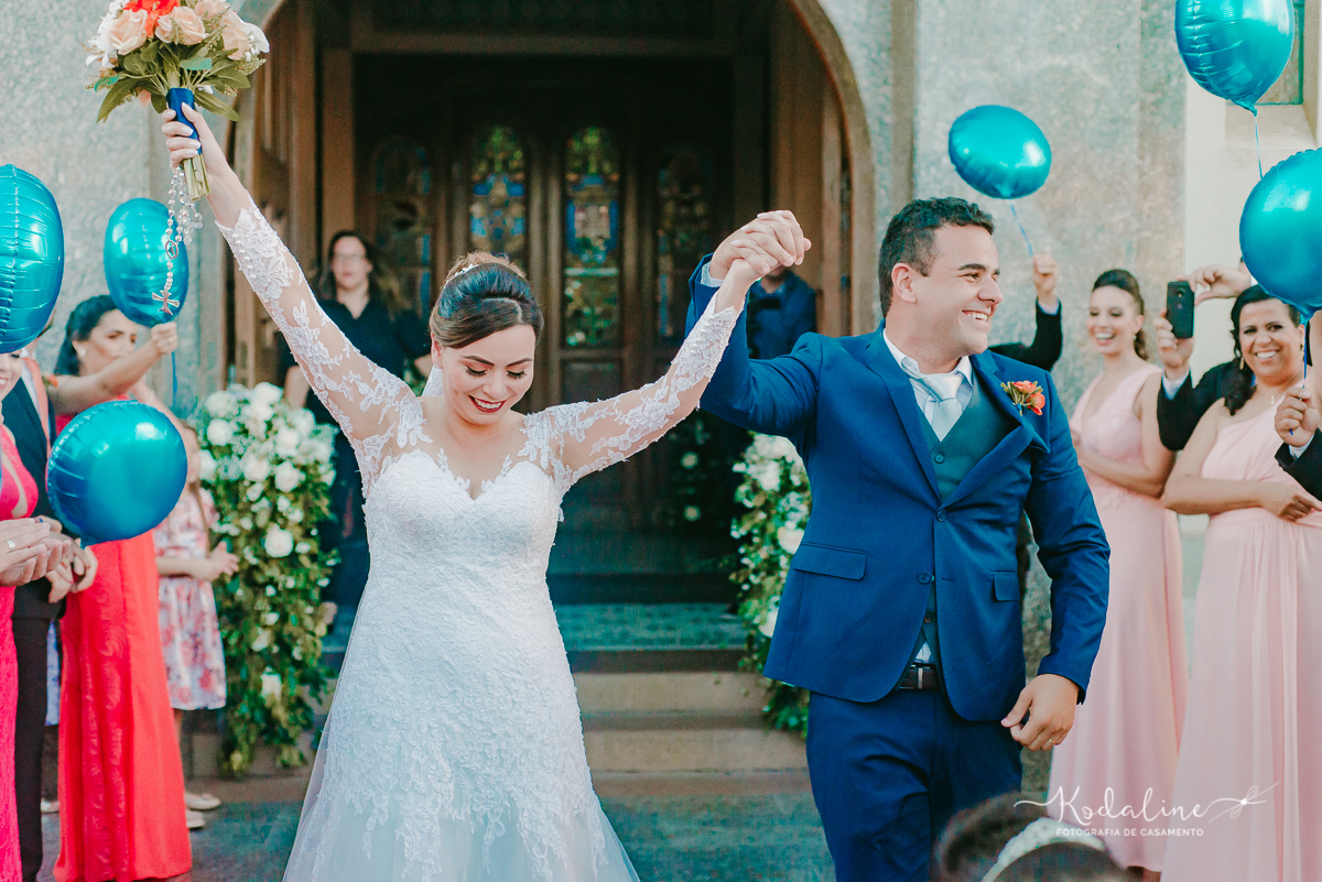 Casamento Mallu e Klever. Casar na Igreja. Casamento lindo.