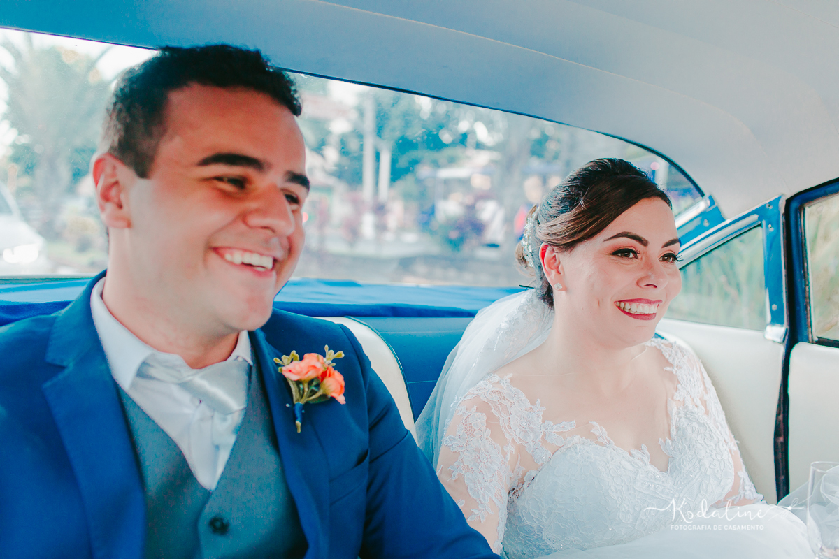 Casamento Mallu e Klever. Casar na Igreja. Casamento lindo.