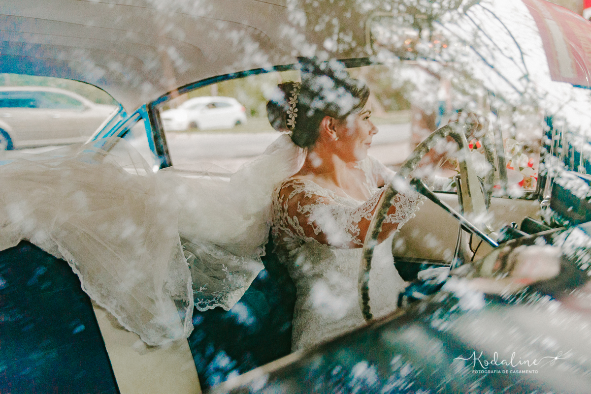 Casamento Mallu e Klever. Casar na Igreja. Casamento lindo.