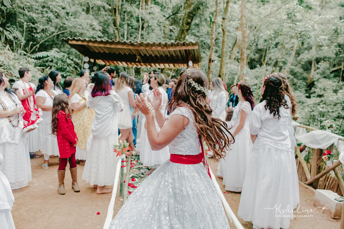 Casamento na Umbanda. Casamento na natureza. Casar de dia, Casamento lindo.