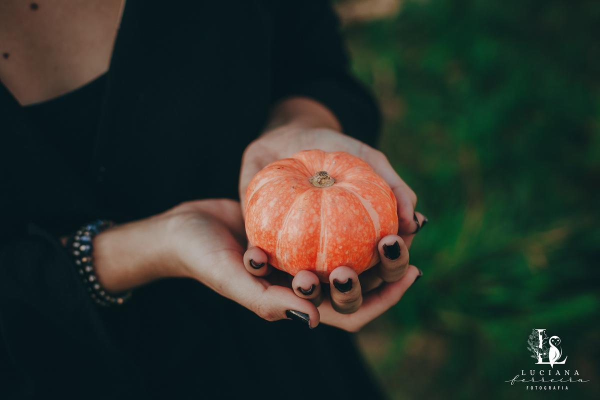 Ensaio Haloween. Ensaio temático. Ensaio feminino
